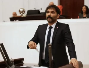 Barış Atay, üç partinin adını saydı: Bunlardan arkadaşım olamaz